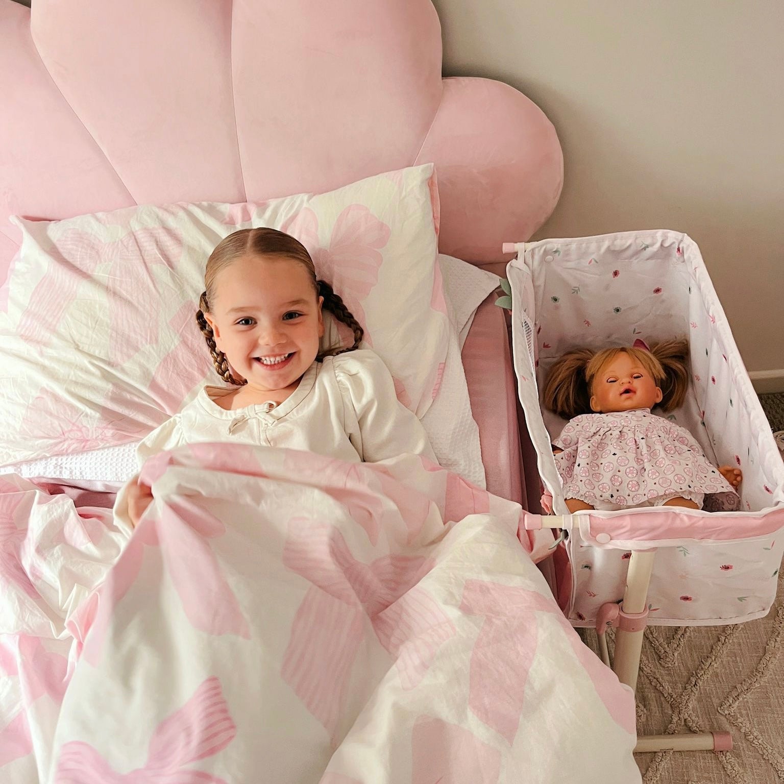 DeCuevas Toys Koala Adjustable Sleep With Me Co-Sleeper Doll Cot
