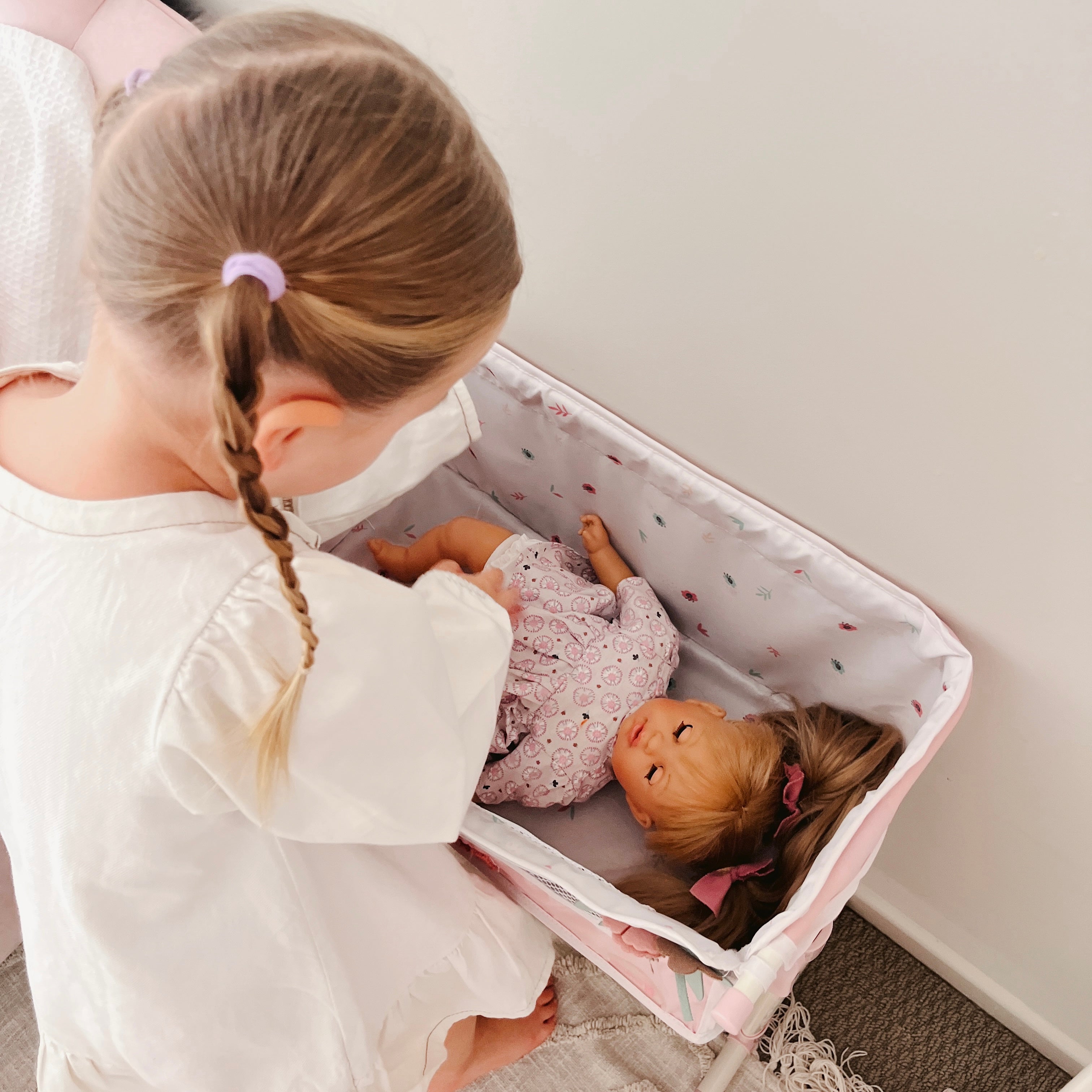 DeCuevas Toys Koala Adjustable Sleep With Me Co-Sleeper Doll Cot